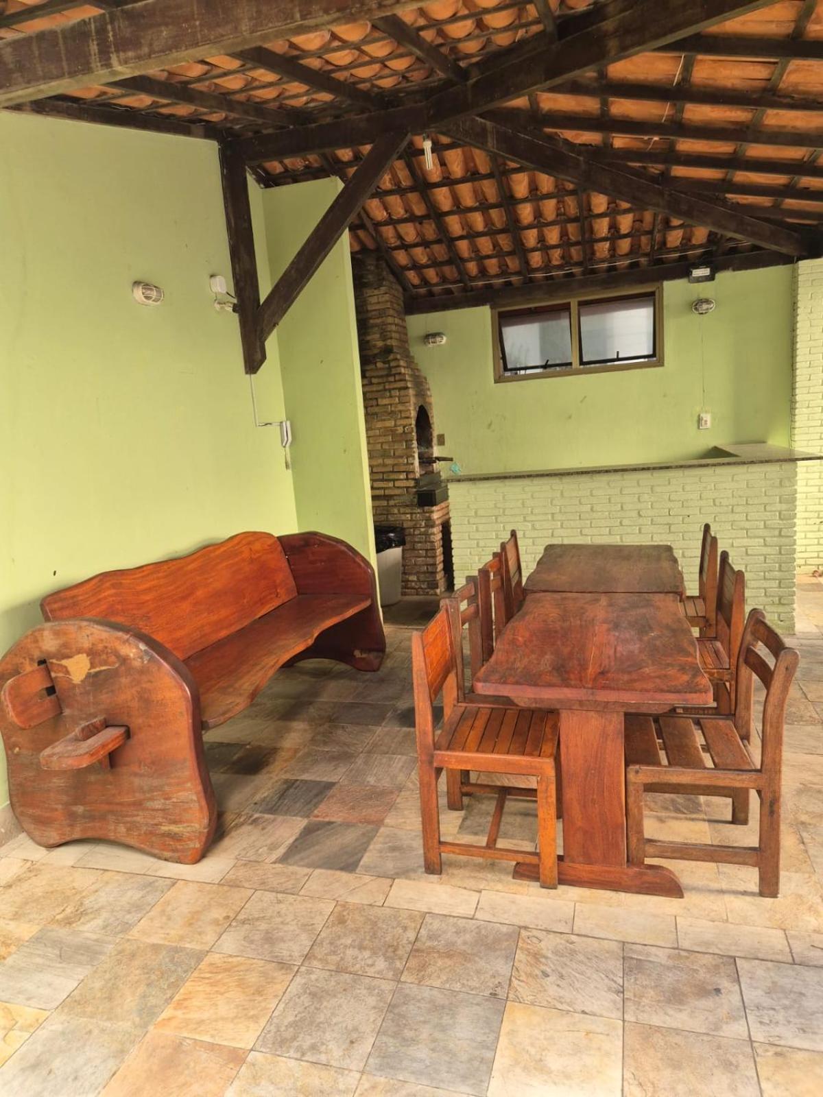 Apartamento 302 *